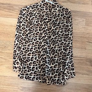 Alice + Olivia BUTTON DOWN LEOPARD BLOUSE